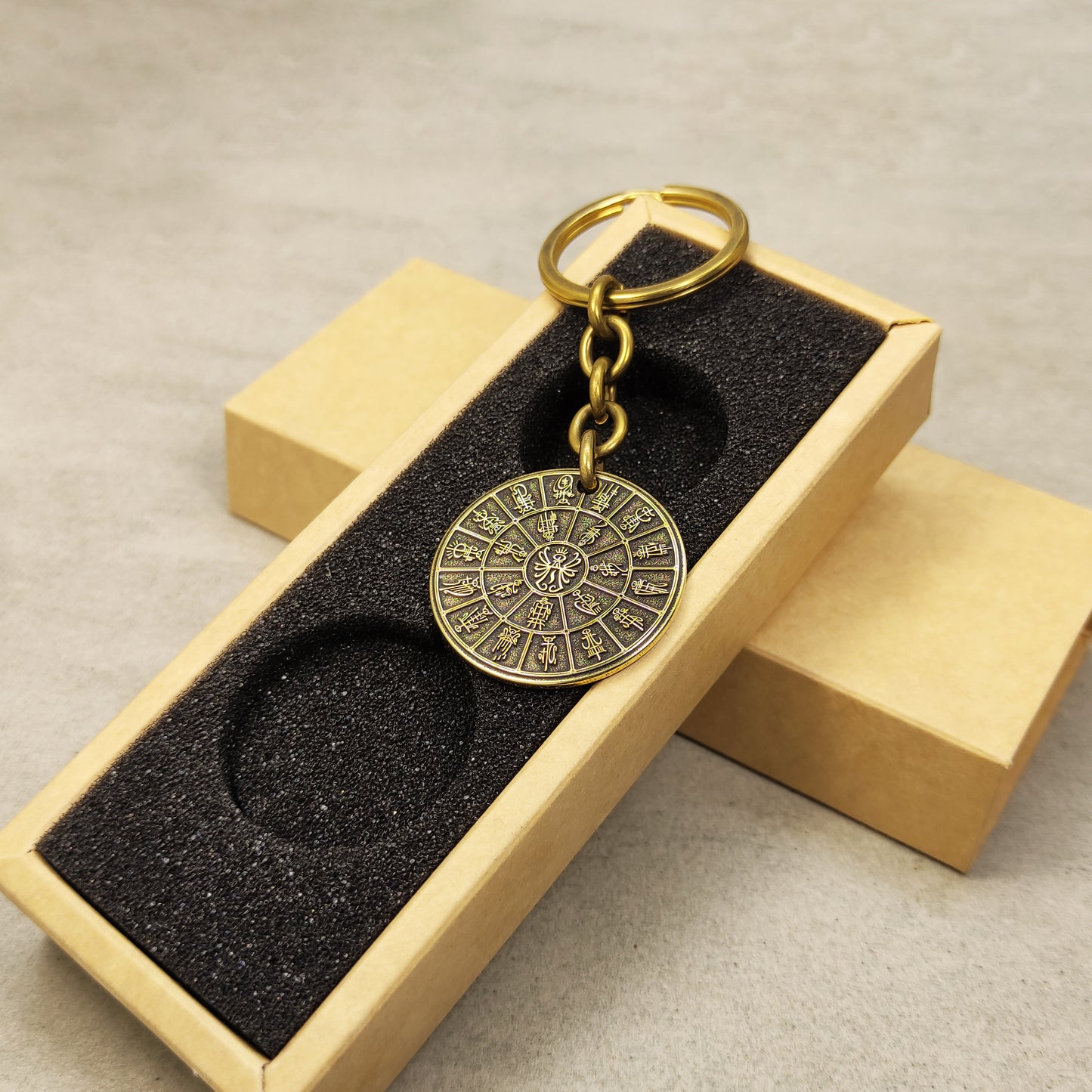 Brass Coin Keychain "Mandala High Elves Pantheon (Kaday)" with Personalization