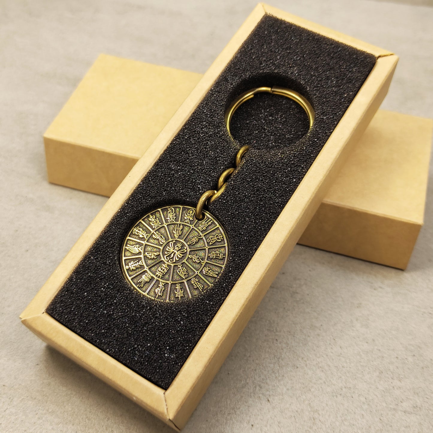 Brass Coin Keychain "Mandala High Elves Pantheon (Kaday)" with Personalization