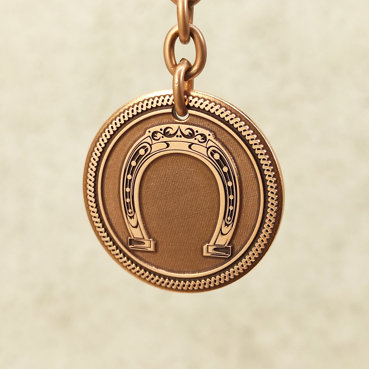 Copper Coin Keychain with Horseshoe – Personalized Lucky Charm