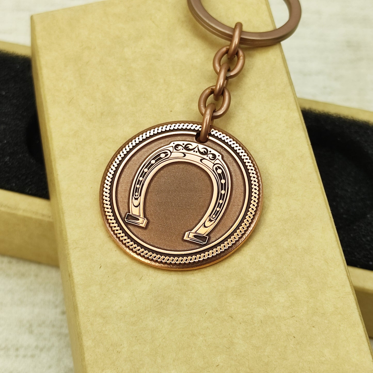 Copper Coin Keychain with Horseshoe – Personalized Lucky Charm
