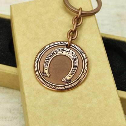 Copper Coin Keychain with Horseshoe – Personalized Lucky Charm