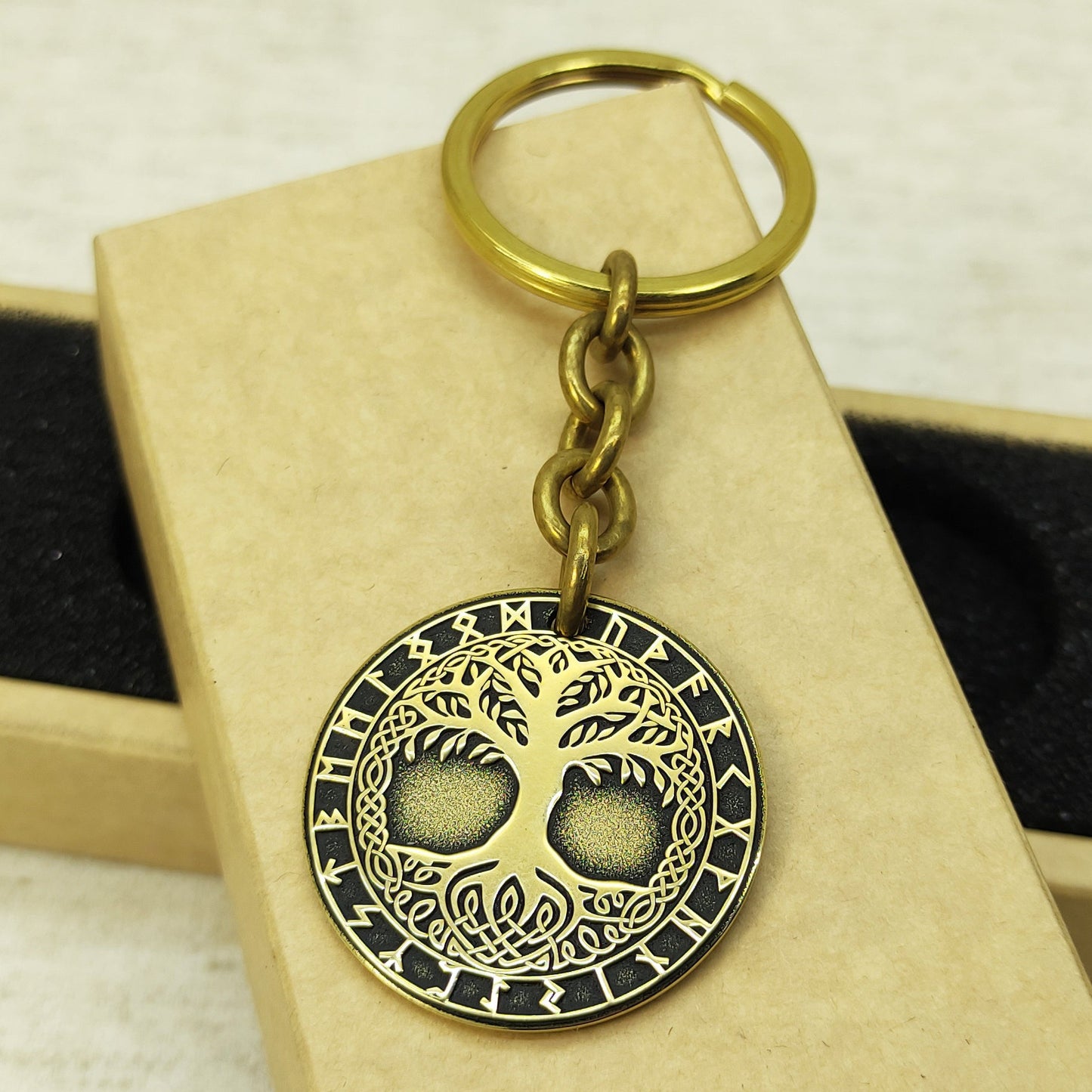 Brass Coin Keychain Tree of Life Yggdrasil – Personalized Gift, Symbol of Harmony and Strength