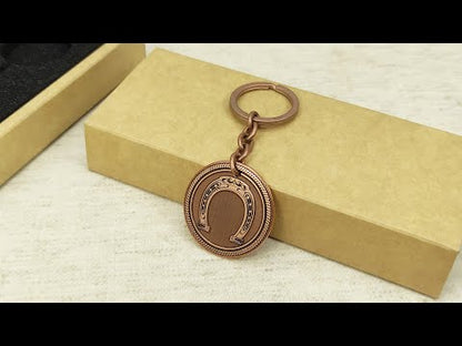 Copper Coin Keychain with Horseshoe – Personalized Lucky Charm